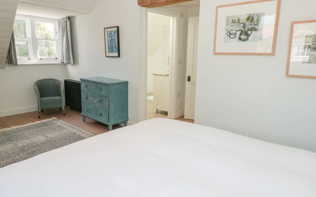 Willow Cottage