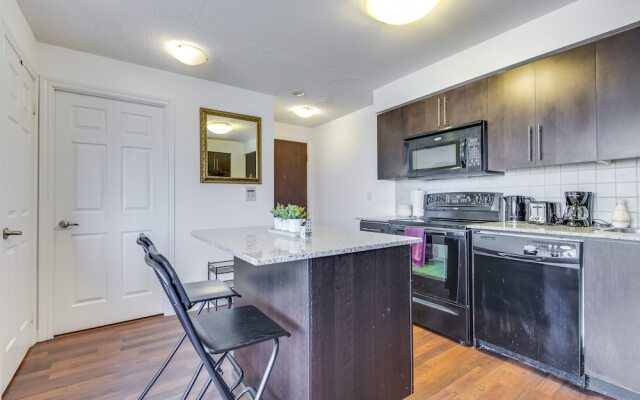 Newly Decorated 2BR Executive Suite - Great View