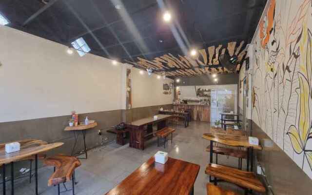 OYO 90919 Arte Residence
