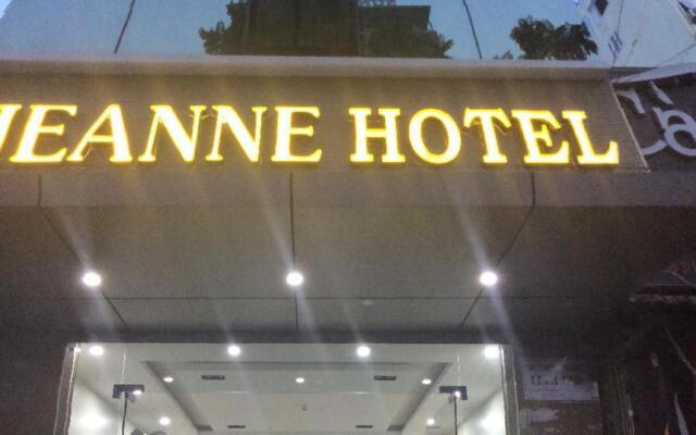 Jeanne Hotel