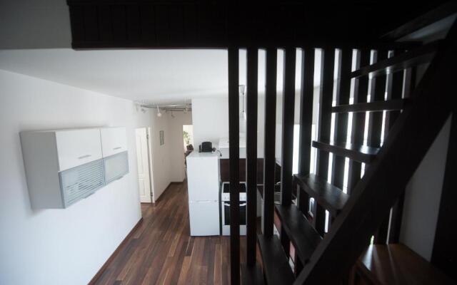 V 12 -Terrace + 3 rooms apartment Vilnius Old Town