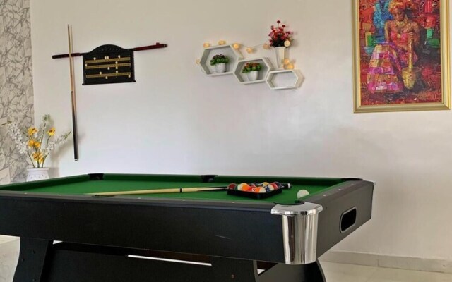 Luxury Atlantic Beach View Apartment in Lekki