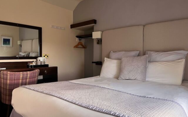 Lathkil Hotel