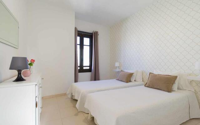 Mahostly Apartamento Comillas SC