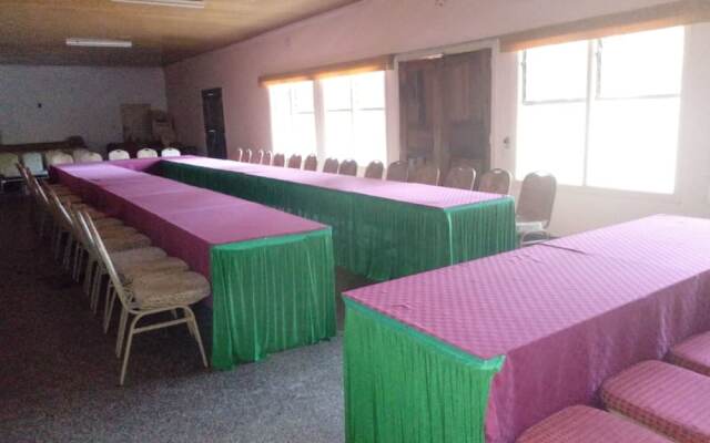 Family Comfort Hotel