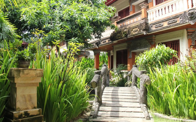 Seminyak Paradiso Hotel