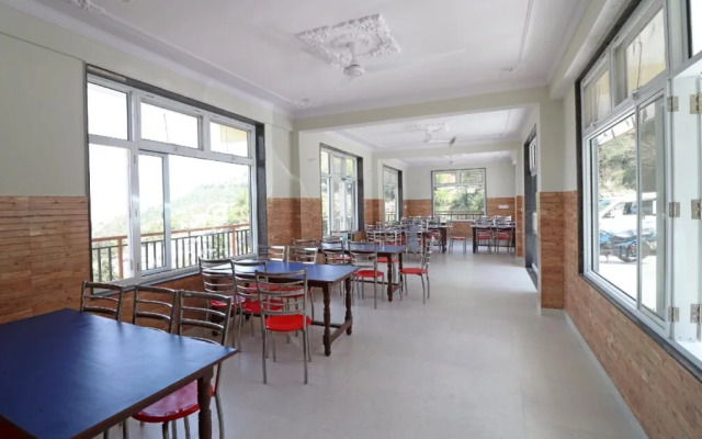 Hotel Benog Breeze By OYO Rooms