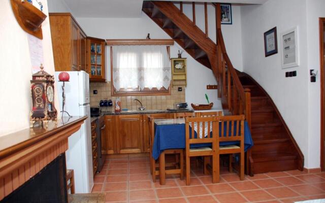 Vila Elena 1astoning view