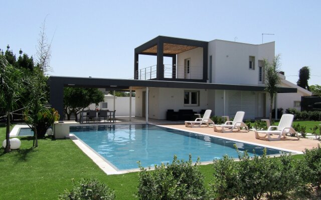 Villa Zoe