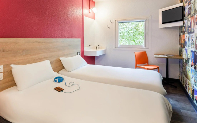 hotelF1 Calais Coquelles