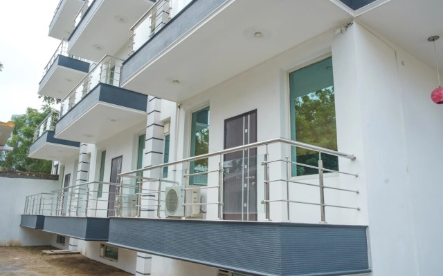 Capital O 87040 Hotel Kesar