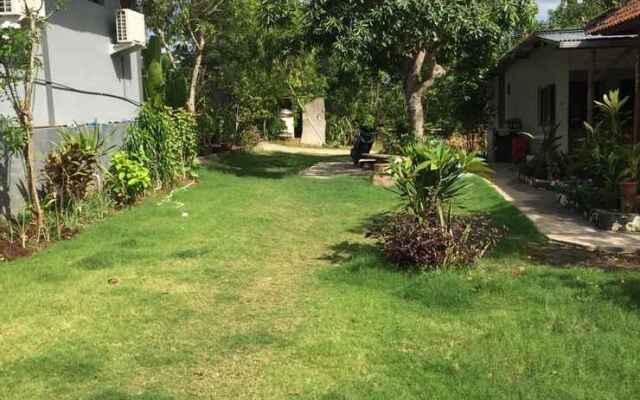 100 Percent Balangan Guesthouse