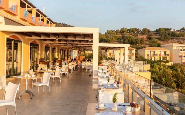 Louis Apostolata Resort and Spa