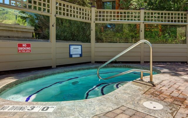 Ski-in/ski-out Snow Flower 3 Bedroom Condo