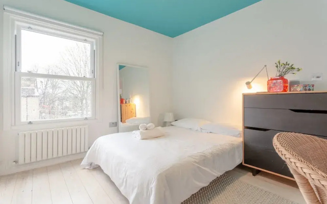 Newly Refurbished 2 Bedroom Property in Peckham