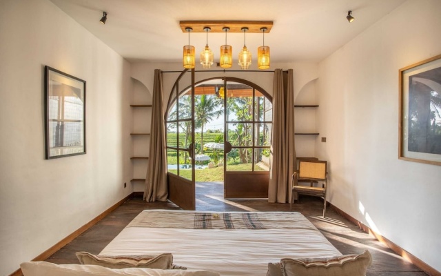 Breathtaking Private Villa, 6 BR, Canggu With Staff – Guest Rooms – Canggu