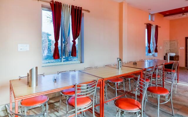 Prince Mama by OYO Rooms