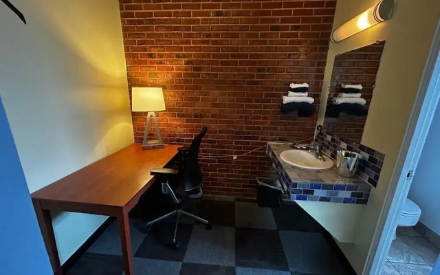 OYO Travelers Inn