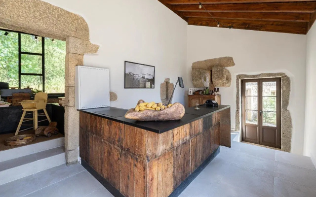 CasaNova Farmhouse