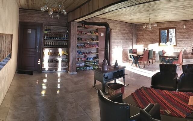 Migroras Otel & Restaurant - Karestel Yaylasi