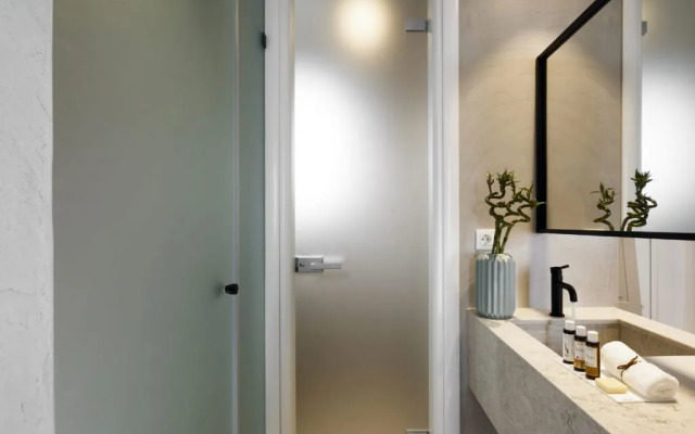 Altera Pars Suites