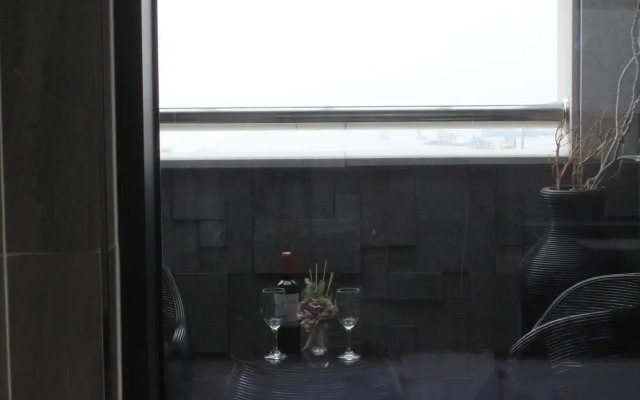 Royal Emporium Incheon Airport Hotel