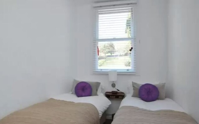 Ghar Homes - Bath City Centre Cosy Retreat