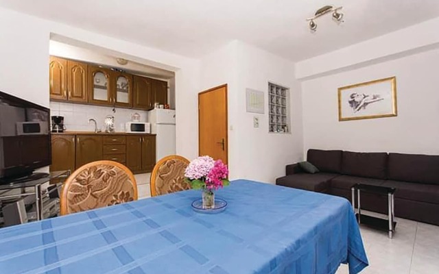 Awesome Apartment in Kastel Gomilica With 1 Bedrooms and Wifi