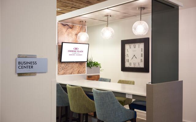 Crowne Plaza Melbourne - Oceanfront by IHG