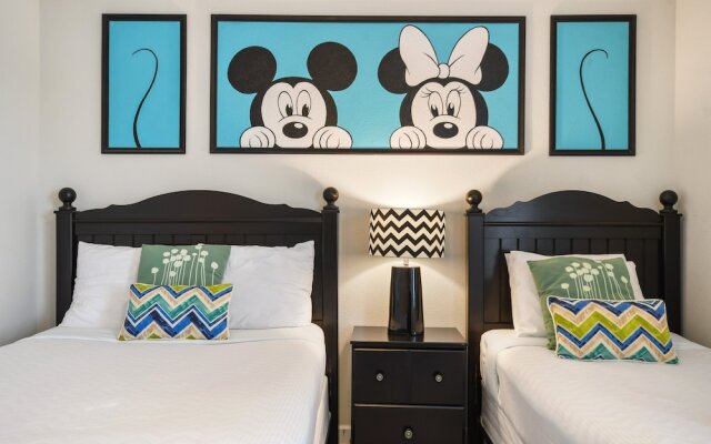 Lakeview 6BR Cozy Home Pool/spa,steps to Waterpark