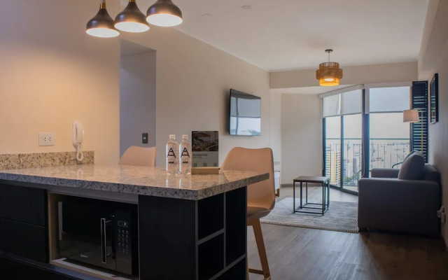 w Awesome 2BR Apartment in Miraflores