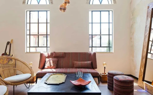 Designed Jaffa Haven with Rooftop by Sea N' Rent