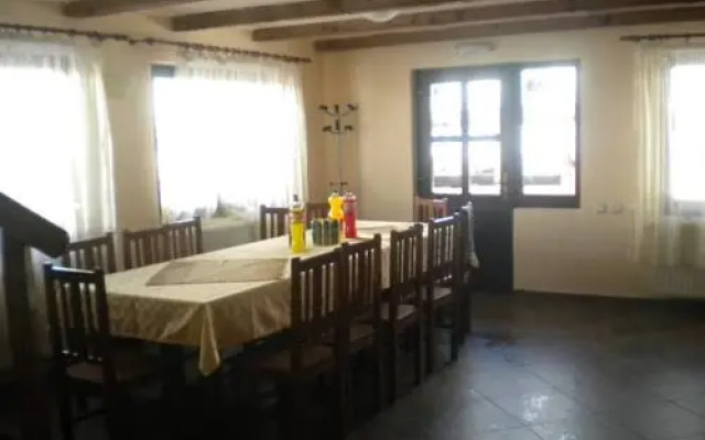 Pensiunea Valea Mariilor