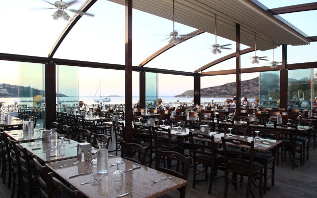 Cactus Fleur Beach Club - All Inclusive