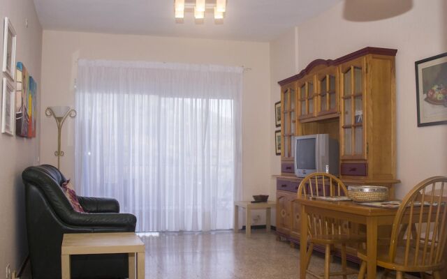 Monique Apartments