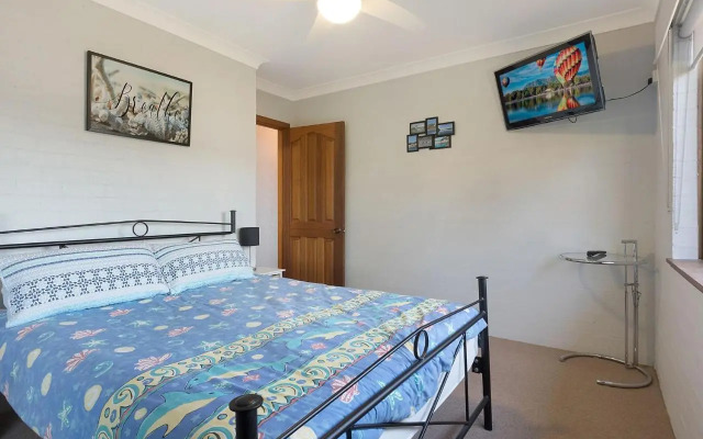 Pacific Pines Unit 5