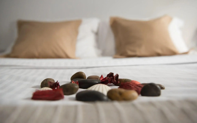 Athens Way Apartments