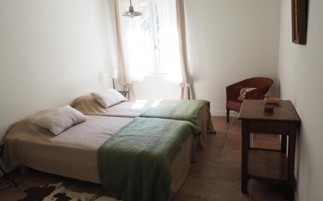 Maison Fontvieille, 10 pièces, 14 personnes - FR-1-599-7