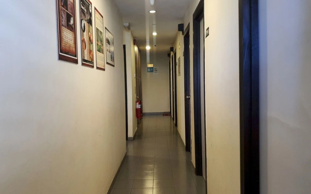 SPOT ON 90984 Gn Homestay