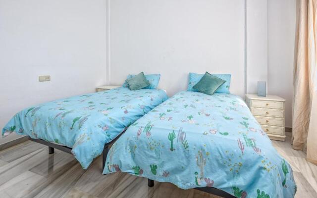 Beachfront Townhouse Beatriz by Rafleys
