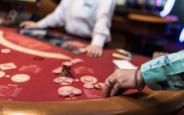 7 Cedars Hotel & Casino