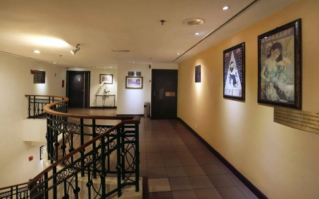 Floresta Hotel Chinatown