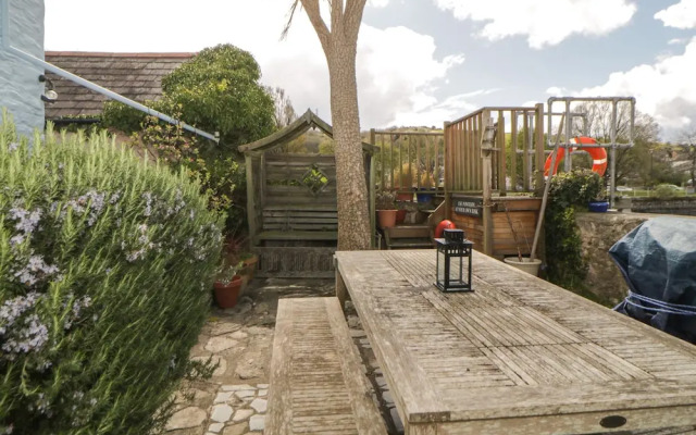 Oak Cottage