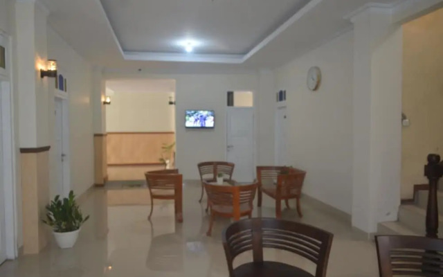 Nuri Indah Syariah Hotel