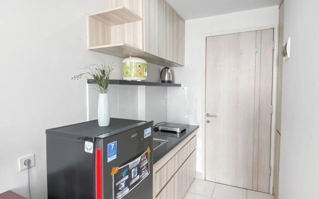 Basic Studio Room At Azalea Suites Apartment