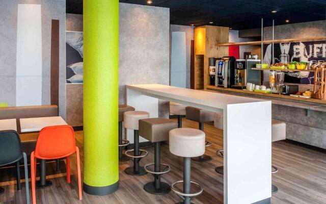 ibis budget Courbevoie Paris