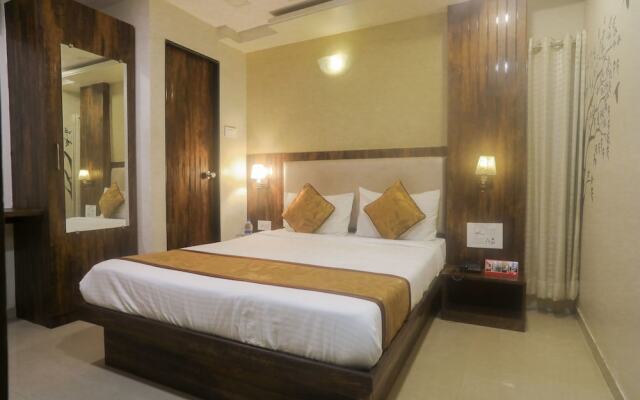 OYO 4186 Hotel Oyster