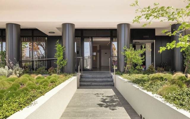 Old North Stylish Stay by Sea N' Rent