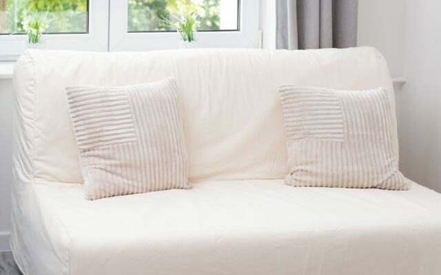 Studio for 4 Guests Gdynia by Renters