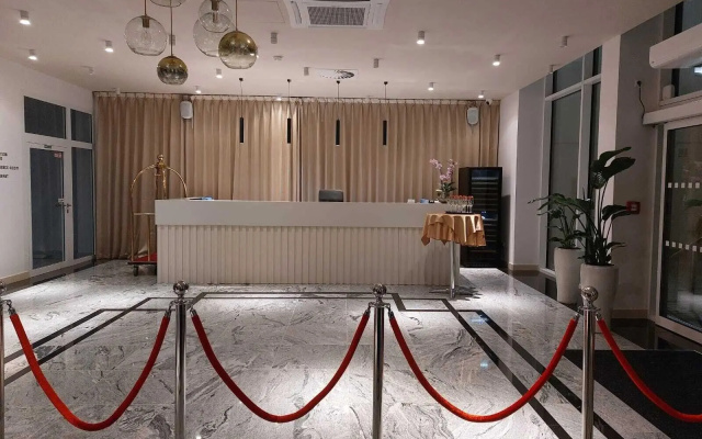 Hotel Arcade